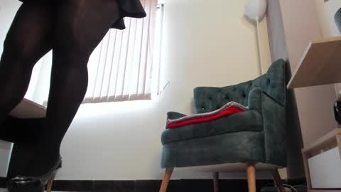 Snapshot of martinasoto chatting on 02-12-26, 12:22 martinasoto online show from 02-12-26, 12:22