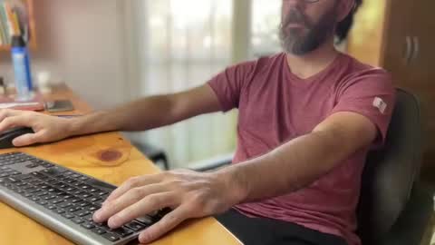 Snapshot of martincito22xl chatting on 12-26-24, 12:27 Martincito online show from 12-26-24, 12:27