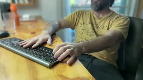 Snapshot of martincito22xl chatting on 01-04-25, 09:20 Martincito online show from 01-04-25, 09:20