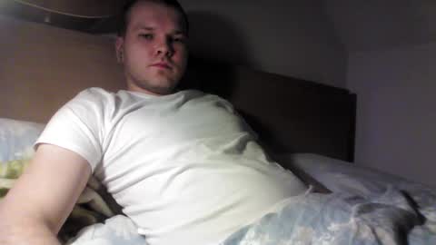 Snapshot of martinez36133 chatting on 02-08-25, 01:43 martinez36133 online show from 02-08-25, 01:43