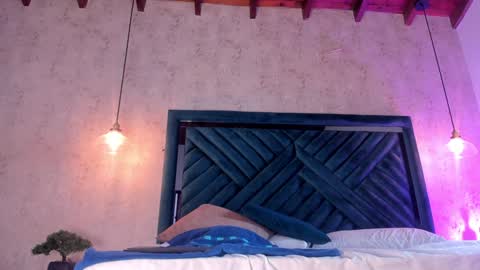 Martina online show from 02-08-25, 07:49