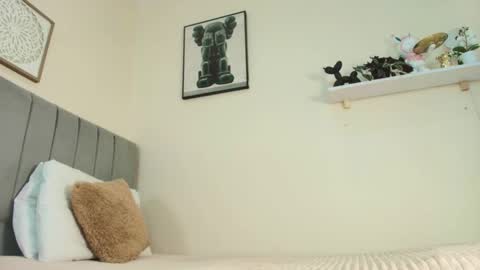 Snapshot of mary_cute9 chatting on 02-25-26, 11:53 mary_cute9 online show from 02-25-26, 11:53