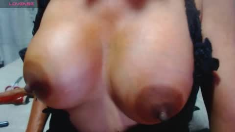 Snapshot of mary_hellen1 chatting on 09-25-25, 01:20 Mary Hellen online show from 09-25-25, 01:20