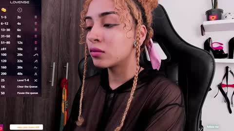 Mary Jane  online show from 01-31-25, 02:28