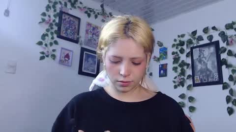                      100   online show from 01-12-25, 05:03