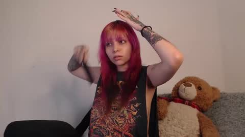                      100   online show from 10-08-25, 08:23