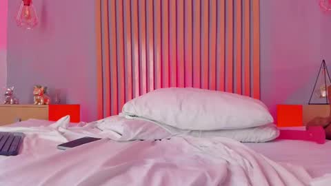 Maria online show from 02-20-25, 06:50