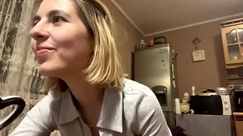 Tessa  online show from 02-18-26, 06:48