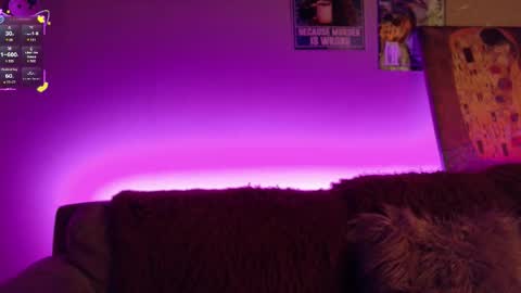     online show from 02-19-26, 07:26