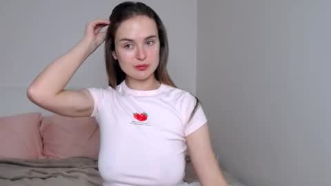 Mari online show from 12-18-25, 09:21