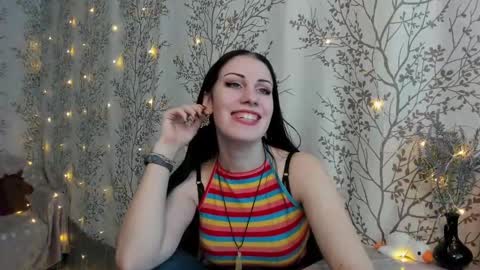 Snapshot of marylou_ chatting on 12-18-24, 05:26 Mary Lou online show from 12-18-24, 05:26