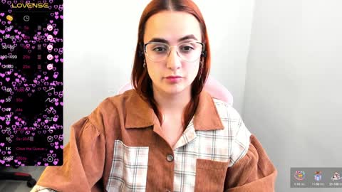 Dulce Maria online show from 02-06-25, 10:53