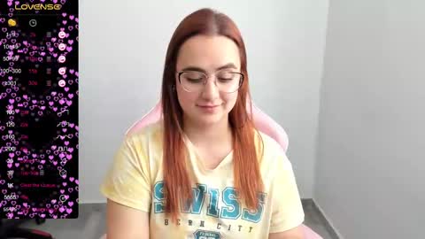 Dulce Maria online show from 02-26-25, 08:00