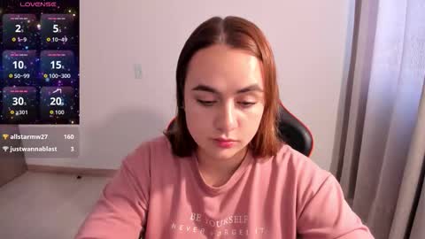 Snapshot of maryluna95 chatting on 02-20-26, 05:57 Dulce Maria online show from 02-20-26, 05:57