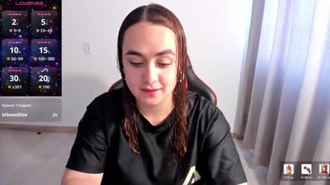 Snapshot of maryluna95 chatting on 03-02-26, 05:09 Dulce Maria online show from 03-02-26, 05:09