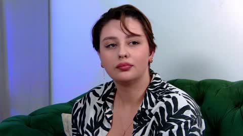 MaryMurrays online show from 12-10-24, 05:50