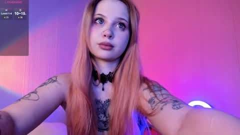 Snapshot of marynixoxo chatting on 02-14-25, 05:30 Mary x online show from 02-14-25, 05:30