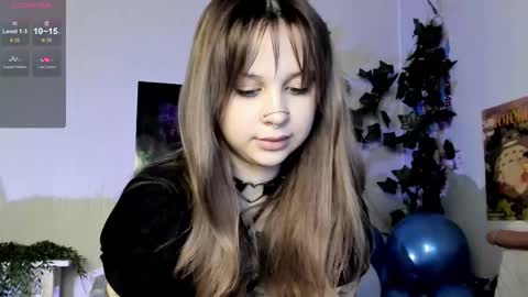 Snapshot of marynixoxo chatting on 03-01-25, 08:02 Mary x online show from 03-01-25, 08:02