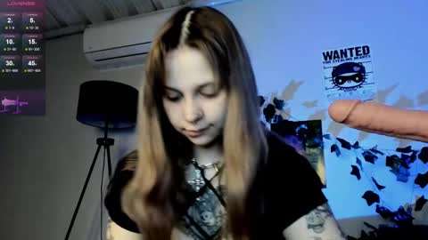 Snapshot of marynixoxo chatting on 03-04-25, 02:06 Mary x online show from 03-04-25, 02:06