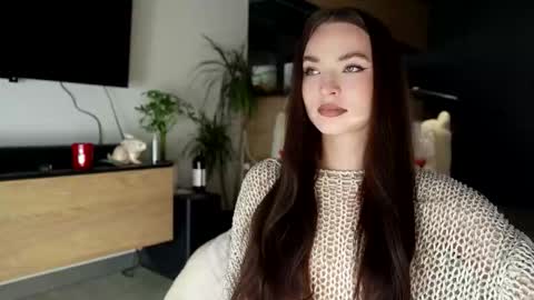 Marina online show from 11-28-25, 10:29