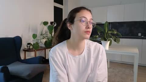 Hi Im Olivia Im new here3 online show from 02-21-26, 08:26