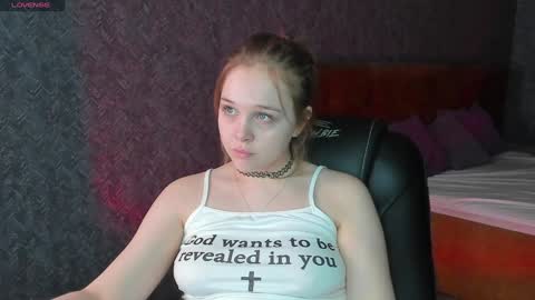 Snapshot of maryshiotta chatting on 02-26-25, 01:21 Mary online show from 02-26-25, 01:21