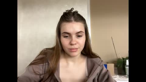 MaryYourr online show from 12-20-25, 09:11