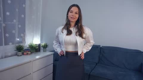 Sunny online show from 11-28-25, 06:32