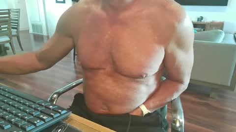mascmuscle49 online show from 12-13-24, 06:05