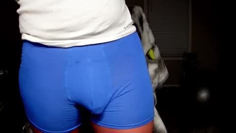 Snapshot of masculine9hard210085 chatting on 09-18-25, 07:10 masculine9hard210085 online show from 09-18-25, 07:10