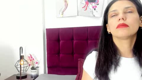 Snapshot of mashapink chatting on 09-29-25, 12:32 MashaPink online show from 09-29-25, 12:32