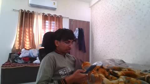 Mask Boy online show from 11-16-25, 03:45