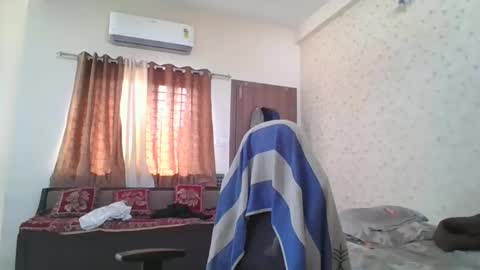 Mask Boy online show from 11-27-25, 03:41