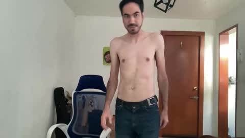 Masked Latin Noir online show from 12-04-25, 09:45