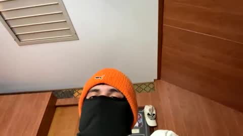 MaskedMan online show from 12-22-24, 03:44