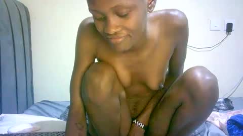 maskgang001 online show from 09-13-25, 03:06