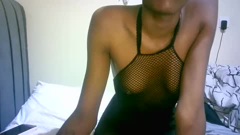 maskgang001 online show from 09-15-25, 02:22