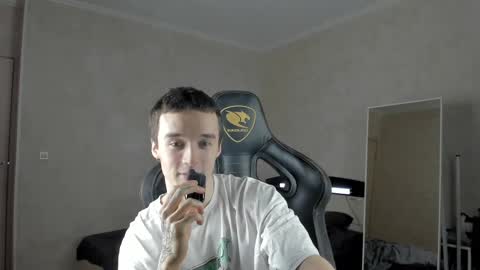 Snapshot of mason_warhol chatting on 02-13-25, 11:26 Mason online show from 02-13-25, 11:26