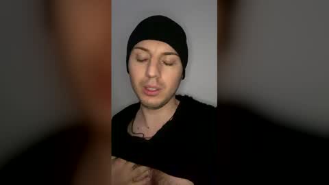 Snapshot of massimo334702 chatting on 02-26-26, 06:12 massimo334702 online show from 02-26-26, 06:12