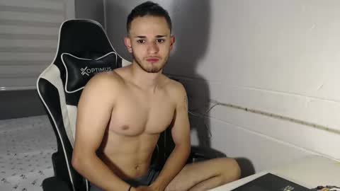 Snapshot of massimo_jiovano chatting on 12-18-24, 02:53 massimo online show from 12-18-24, 02:53