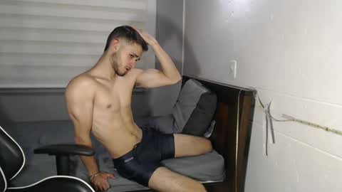 Snapshot of massimo_jiovano chatting on 02-04-25, 11:49 massimo online show from 02-04-25, 11:49