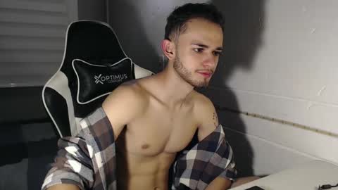 Snapshot of massimo_jiovano chatting on 03-11-25, 11:59 massimo online show from 03-11-25, 11:59