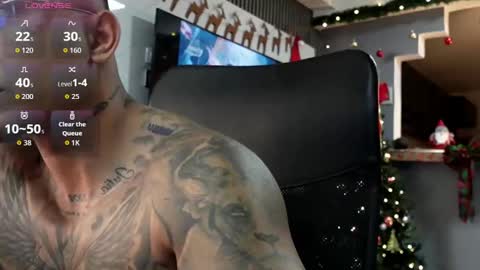 Snapshot of massimo_rizzo_ chatting on 11-15-25, 02:42 Massimo online show from 11-15-25, 02:42