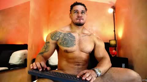 Snapshot of massimowalton2 chatting on 07-07-26, 01:59 massimowalton2 online show from 07-07-26, 01:59