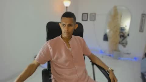 Snapshot of master_control777 chatting on 01-12-26, 05:18 master_control777 online show from 01-12-26, 05:18