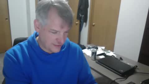 Snapshot of master_thorn chatting on 01-10-25, 02:57 Master Thorn online show from 01-10-25, 02:57