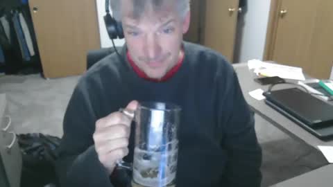 Snapshot of master_thorn chatting on 01-19-25, 03:08 Master Thorn online show from 01-19-25, 03:08