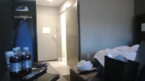 Snapshot of master_thorn chatting on 02-26-25, 02:25 Master Thorn online show from 02-26-25, 02:25