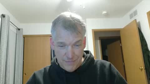 Snapshot of master_thorn chatting on 10-29-25, 02:14 Master Thorn online show from 10-29-25, 02:14