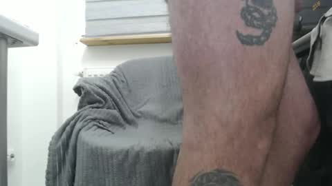 Snapshot of masterbigcock25 chatting on 10-19-25, 07:47 FOLLOW ME ON more material many video cum online show from 10-19-25, 07:47